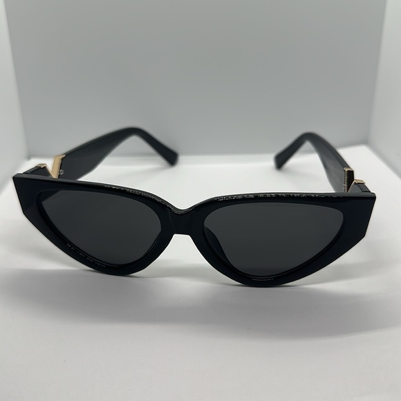 Black Cat Eye Sunglasses Gold V Detail UV Protection Trendy Chic Sunnies Black Cat Eye Sunglasses Gold V Detail UV Protection Trendy  main image 2
